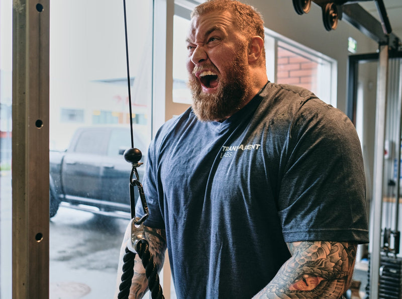 Importance of Progressive Overload and Logging Workouts for Lifters