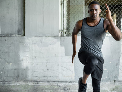 aerobic vs anaerobic: Man doing cardio exercises